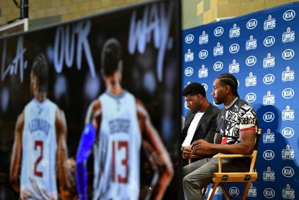 8090863935d38b61cd2a53732310830 w640