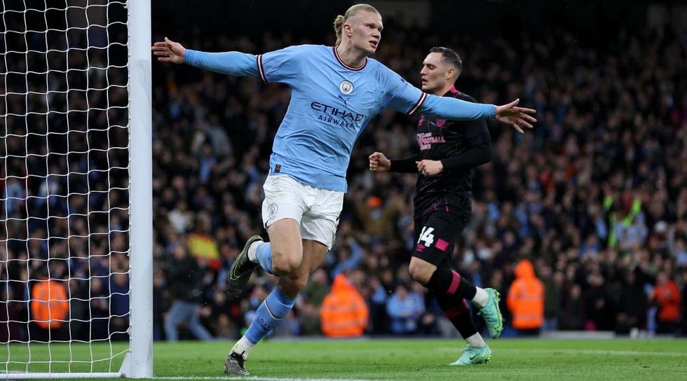 81654e8e4a3c9e44e75b978fd50838ceo2