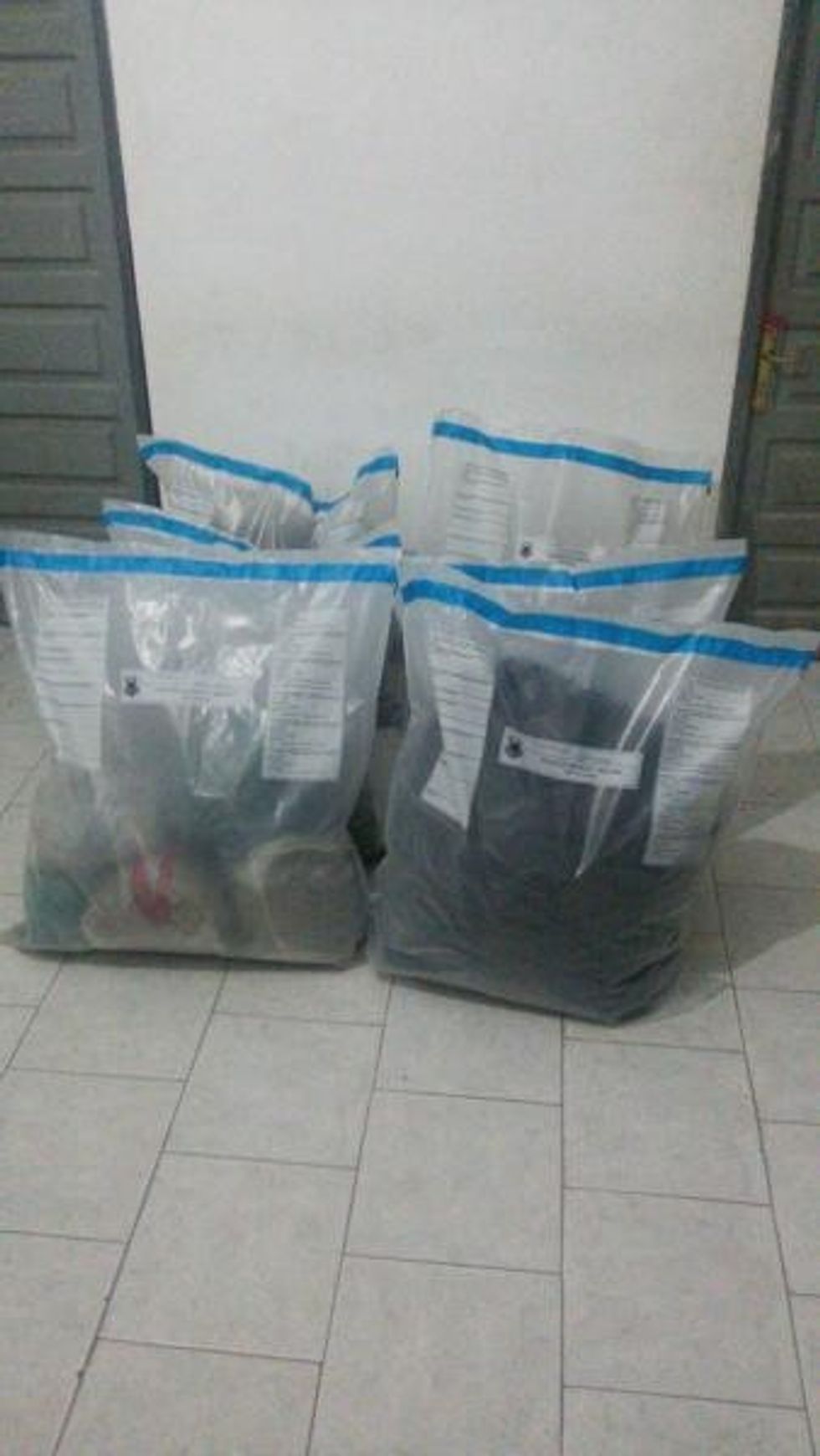 82a89433 66bd 4961 99f4 6c2a38e00438