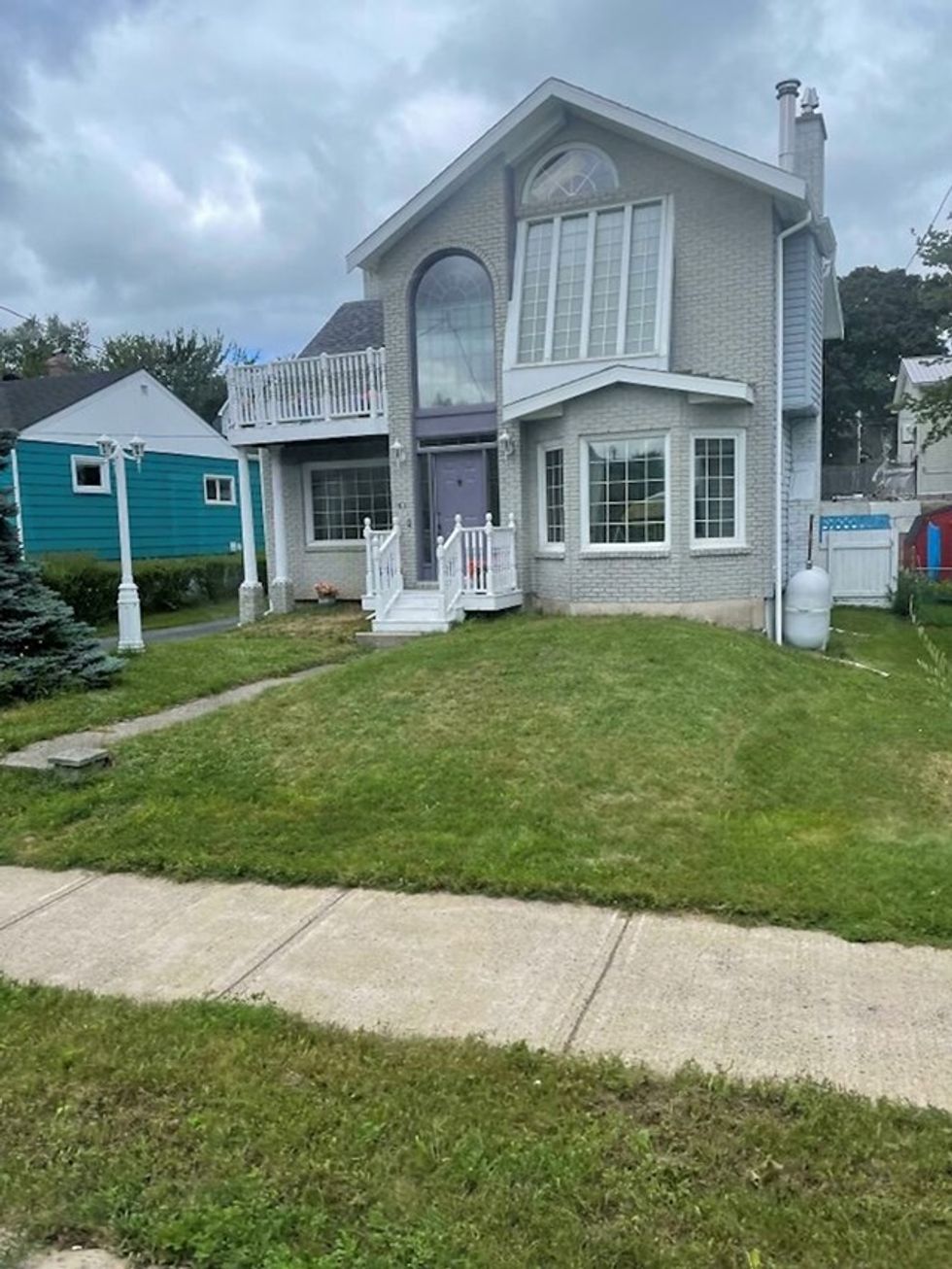 848f8c98 0157 413d 9e9a e39f414647e5