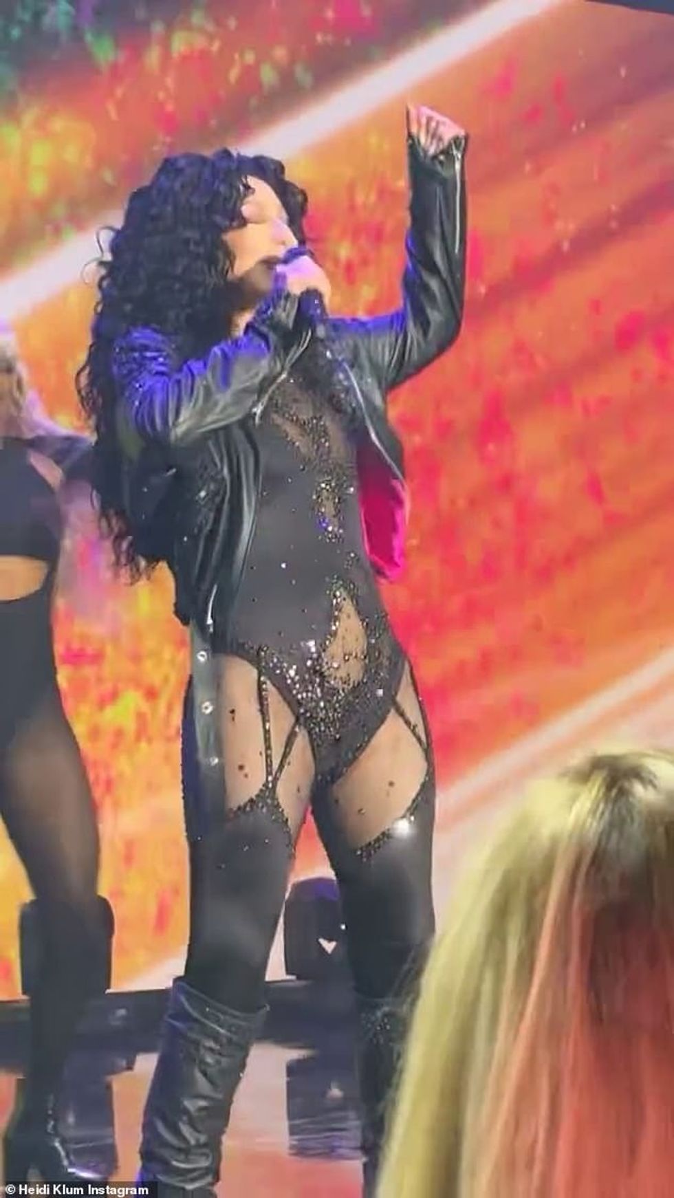 85278379 13455571 She sizzled up a storm in a black sparkling bodysuit and black l a 25 1716545559291