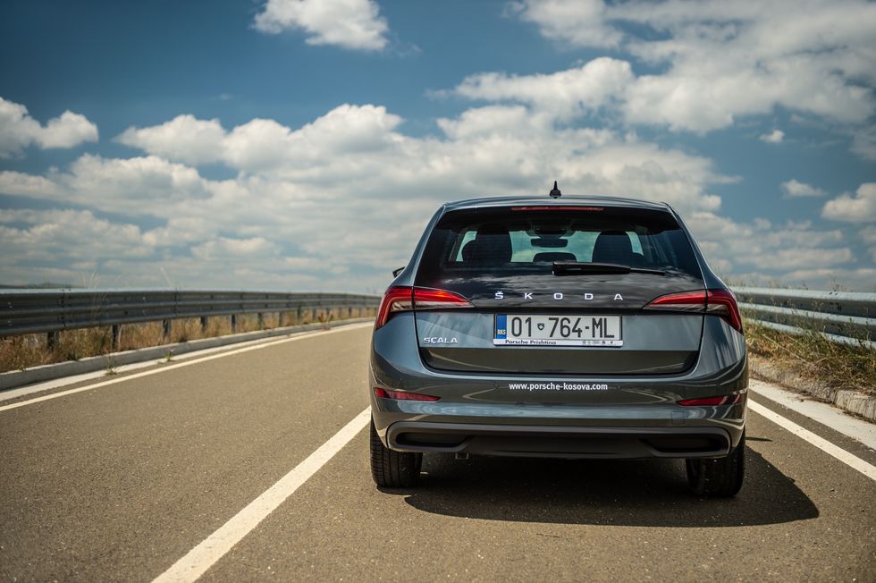 86951581 48E3 4249 8F81 8FC7D72320B5