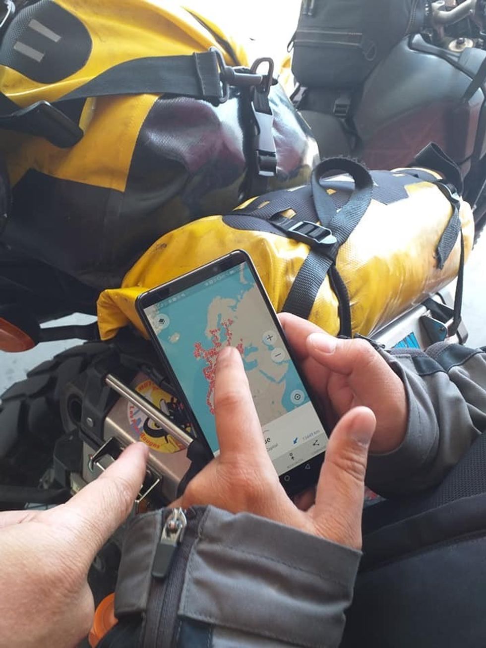 883EC03B 8CD5 4A50 9113 2D4BF18D6849