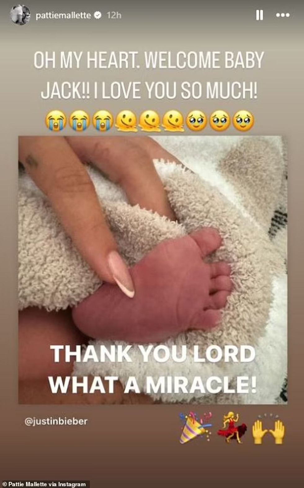 88893867 13776379 Justin Bieber s mother Pattie Mallette is over the moon about hi a 56 1724528242972