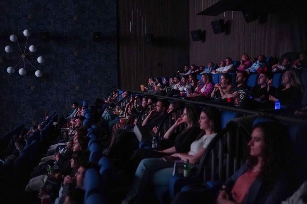 89c8b9c6 3493 4fd7 a87d c1018b316fb5