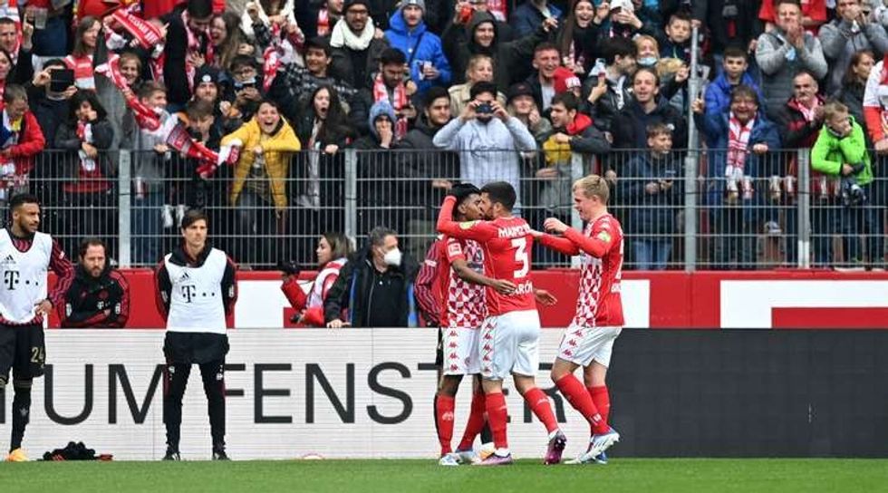 8a7ac262769f2e23e2c005a0ff145b8co2