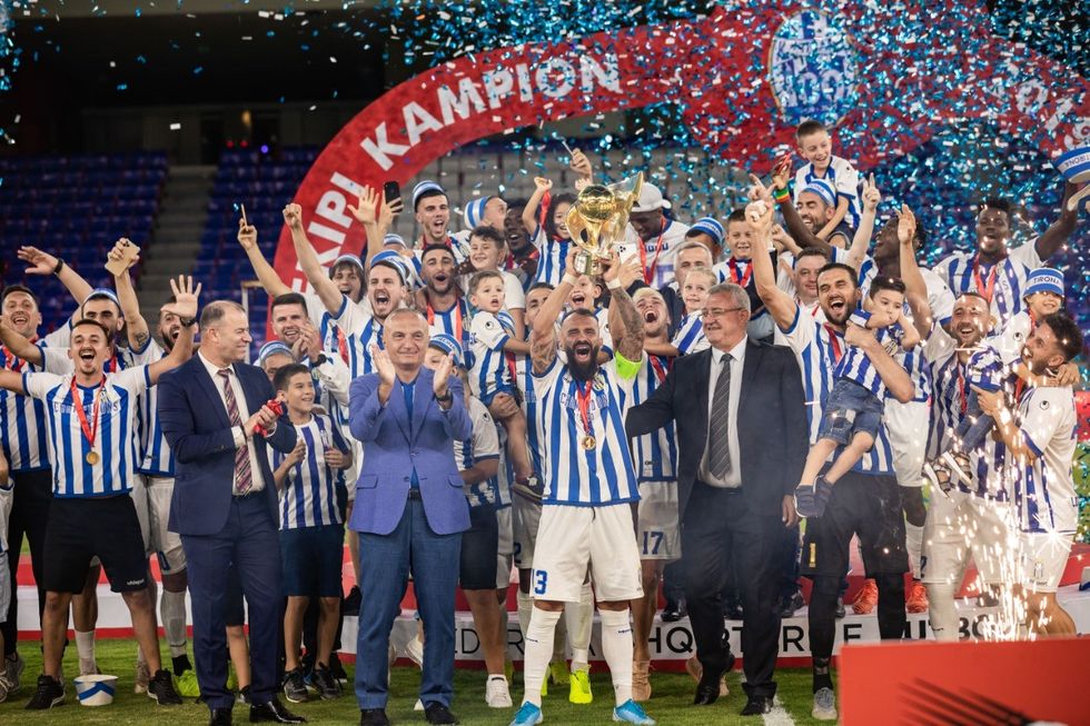 8bc44c30 d019 4227 884a 3cc88cc8eceb