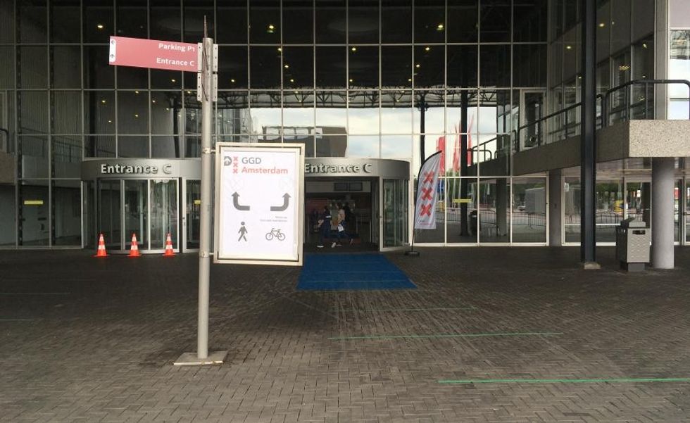 8c124997 db56 42a2 86c6 5a0590a7a203