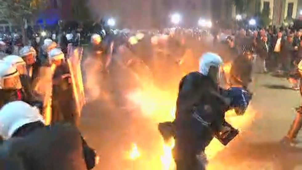 900 0 tetor ditari qendror 1900 cl frame 80335 857