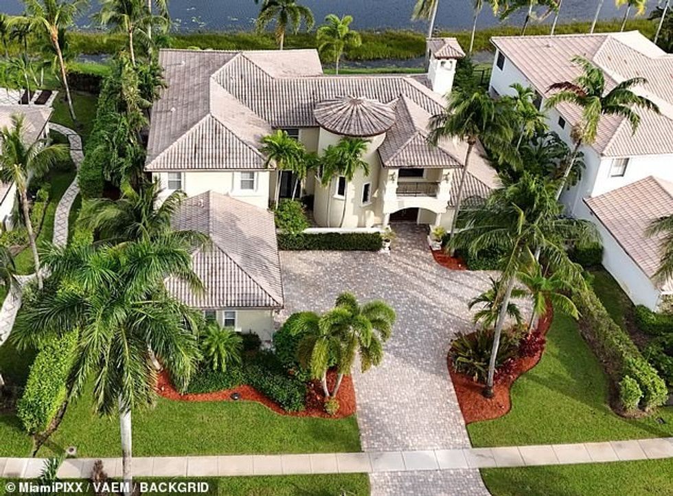 90977279 14070363 Liam Payne and his girlfriend had moved into a 1 73million Spani a 3 1731367387824