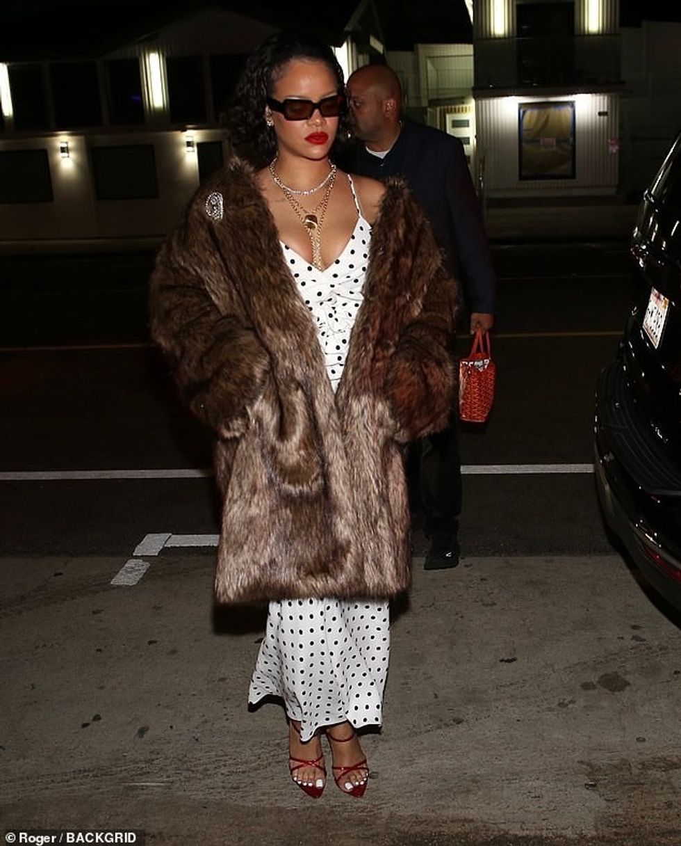 92161723 14092827 image a 1 1731845736524