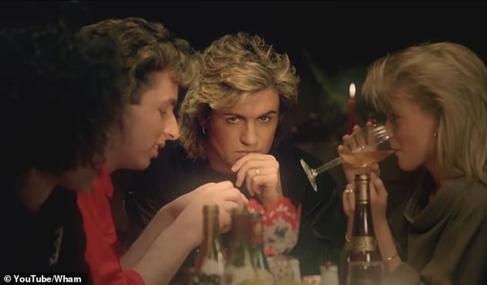 92822663 14160923 Debbie Killingback was the bouncy haired blonde beauty who famou a 18 1733416469240