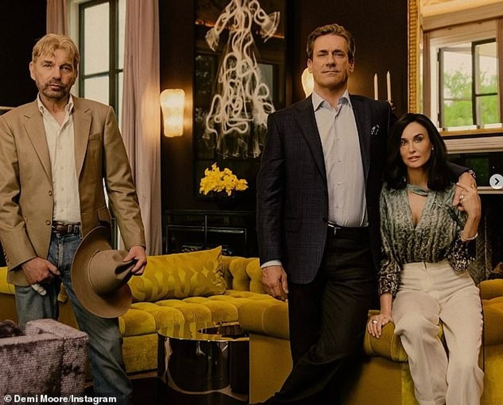 93198259 14197943 On Sunday she had more screen time with Hamm and Thornton but it a 21 1734363774343