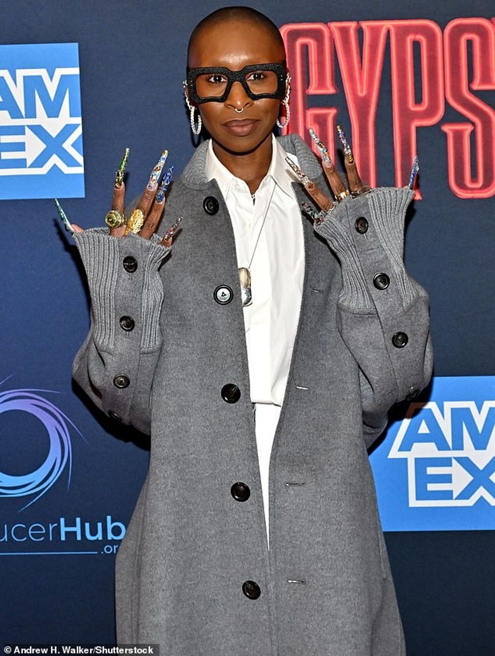 93339743 14212379 Fresh off the box office triumph of her new movie Wicked Part On m 123 1734667201311