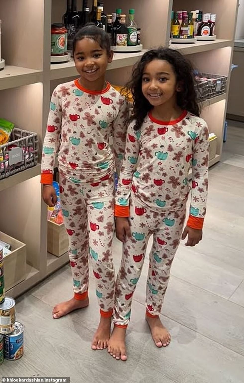 93415793 14220313 Khloe posted six year old daughter True whom she shares with ex a 45 1734930719510