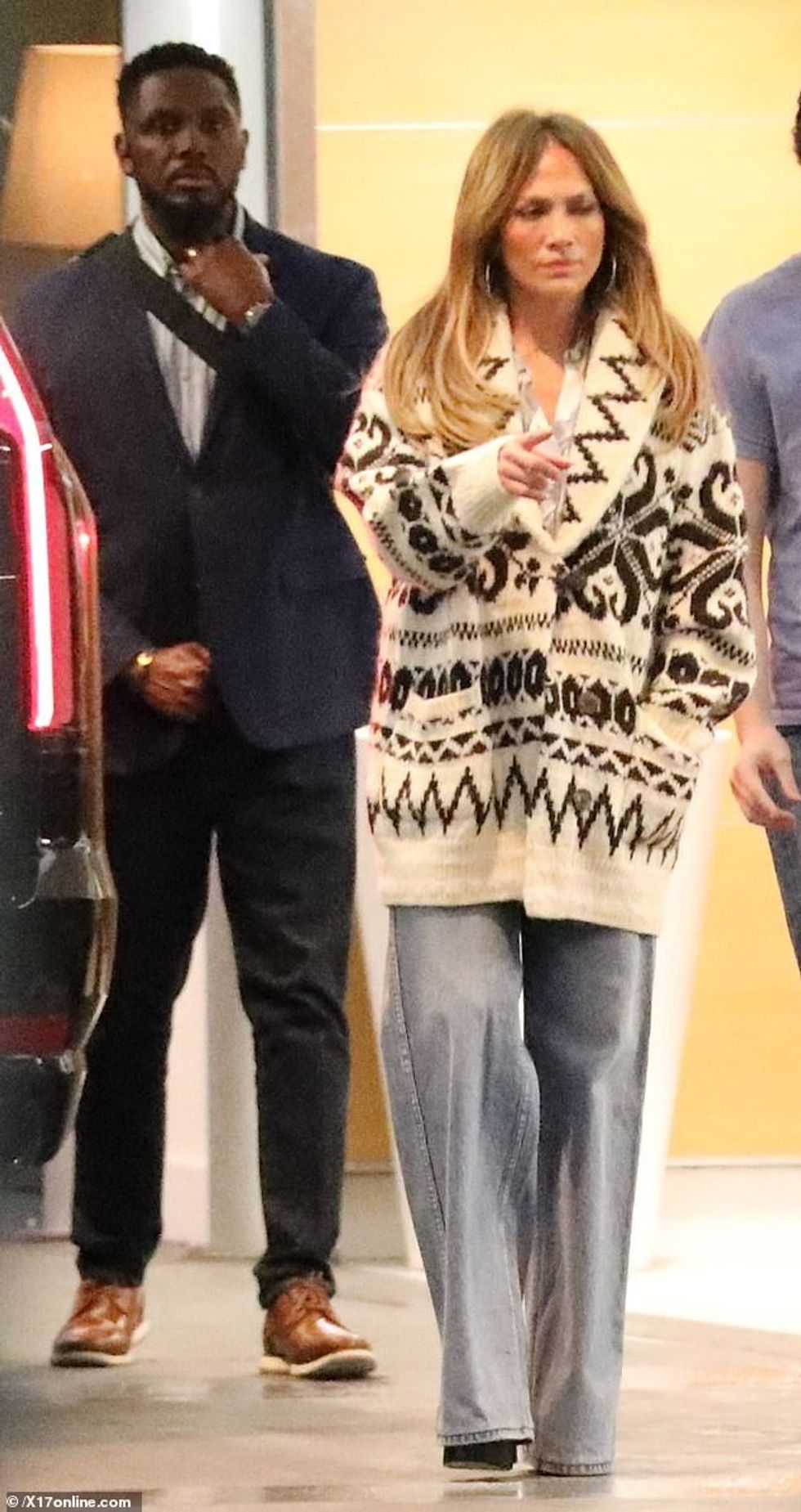 93417097 0 image m 12 1734935360108