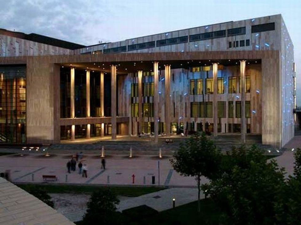 94 ludwig museum budapest hungary 500