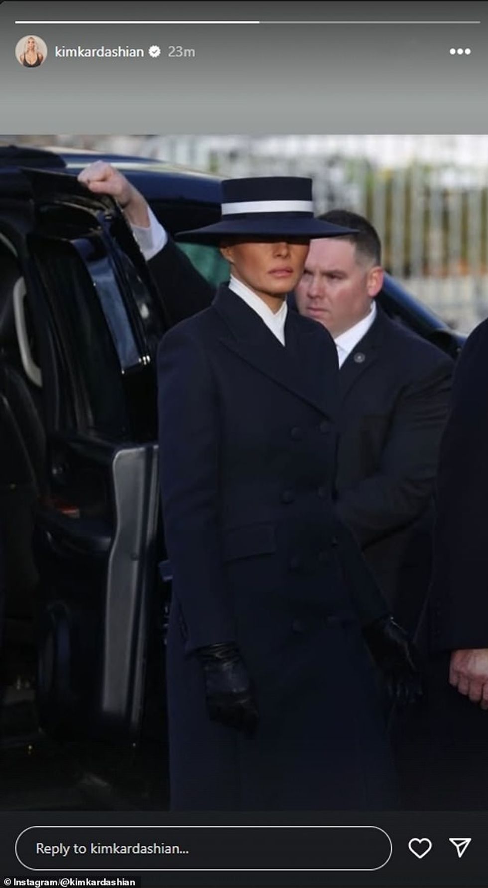 94316745 14320601 The reality star 44 shared a snap of new First Lady Melania in a a 4 1737701317022