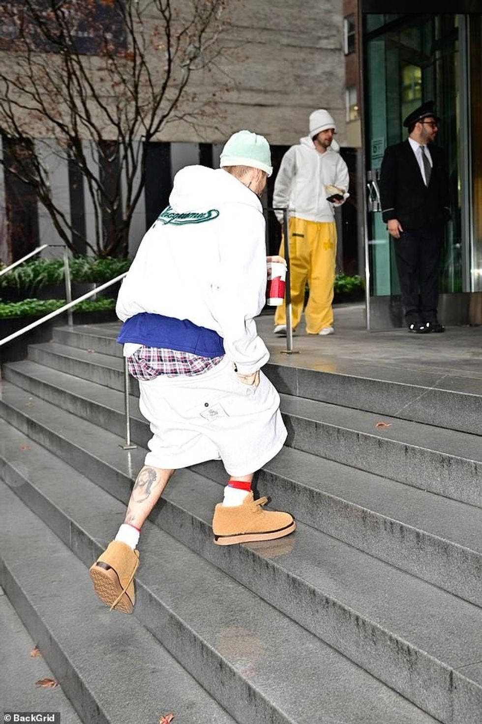 94943225 14369575 The singer proudly showed off his boxers a 129 1738870978465