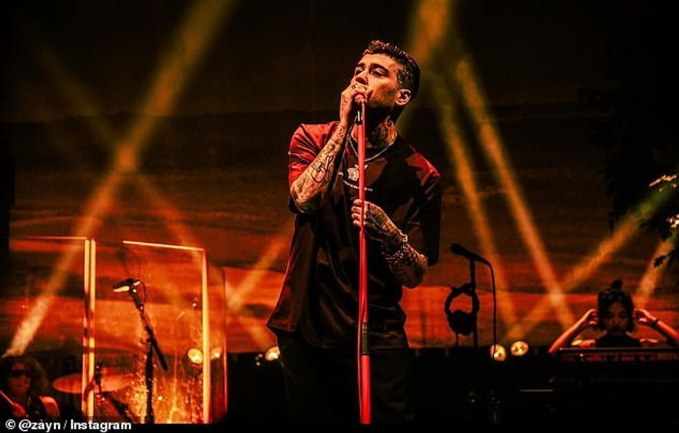 95010805 14376251 The British born performer took to his main Instagram page on Sa a 3 1739054177177