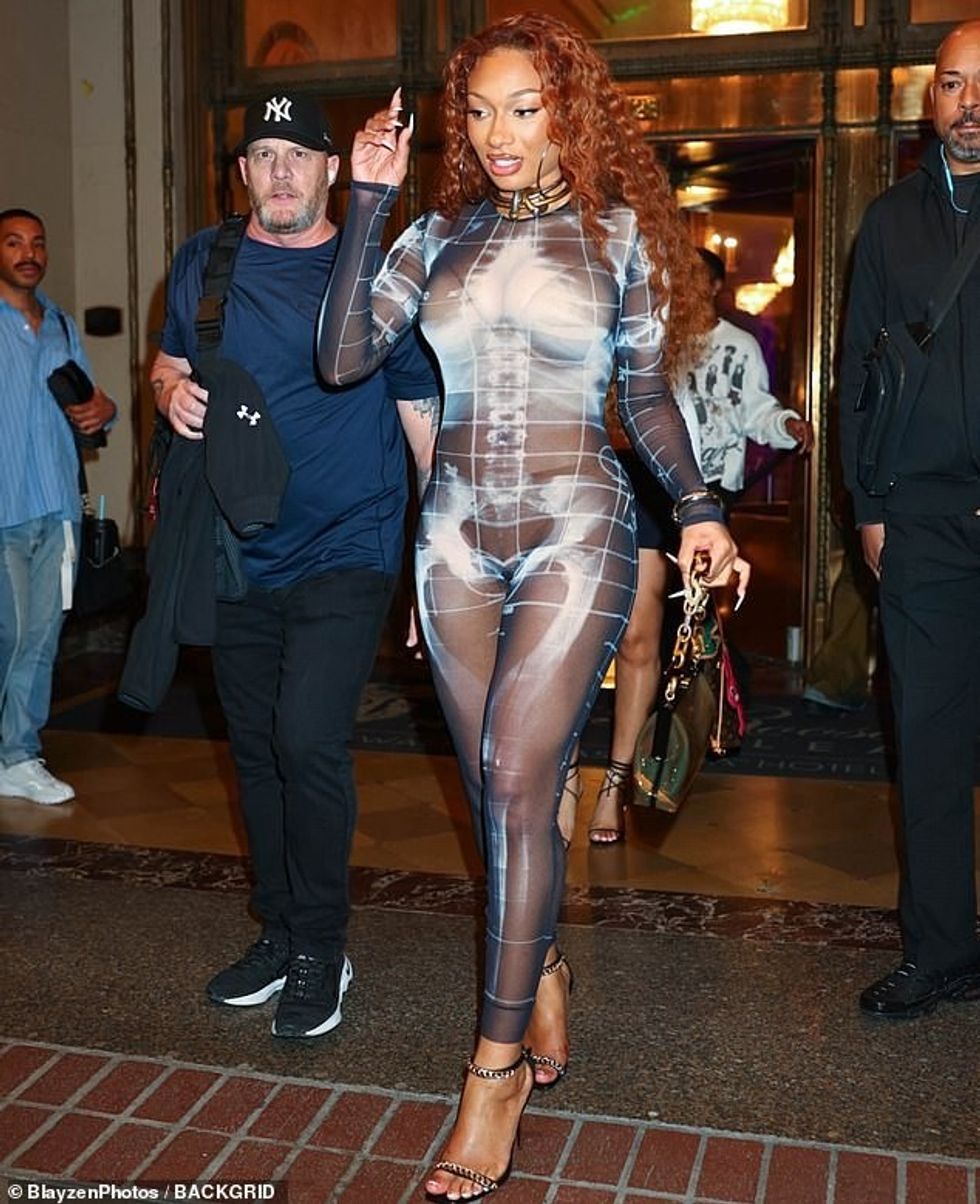 95018995 14377457 image m 34 1739096323127