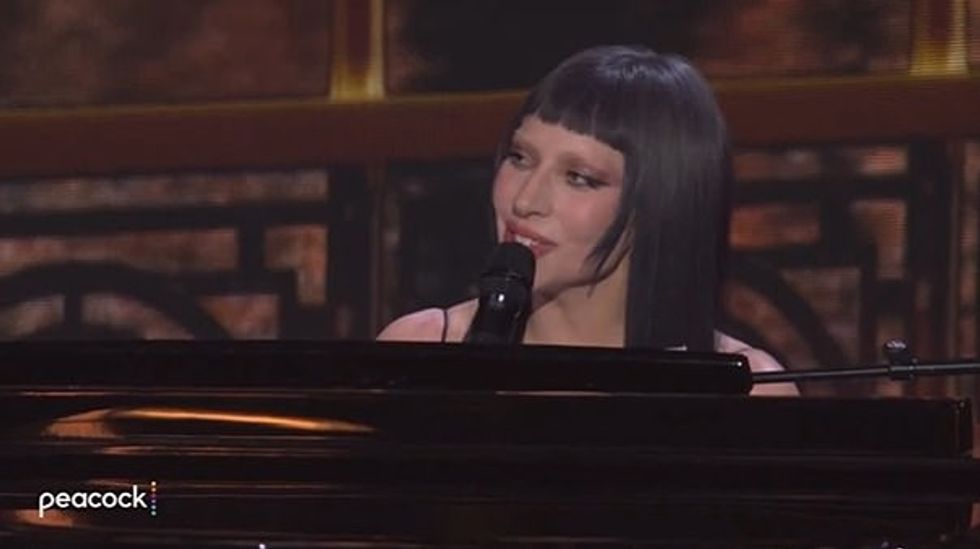 95238779 14400223 Meanwhile Lady Gaga kicked off her performance with her hit Shal a 117 1739605495389