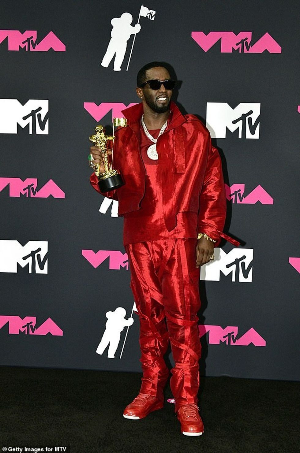 95239229 14400325 According to court documents the plaintiff alleges she had been a 130 1739605768444