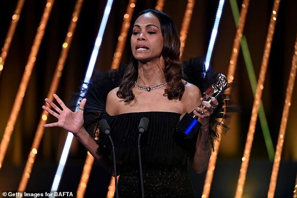 95271979 14405297 Zoe Saldana couldn t hold back her tears or her foul language as a 26 1739792195499