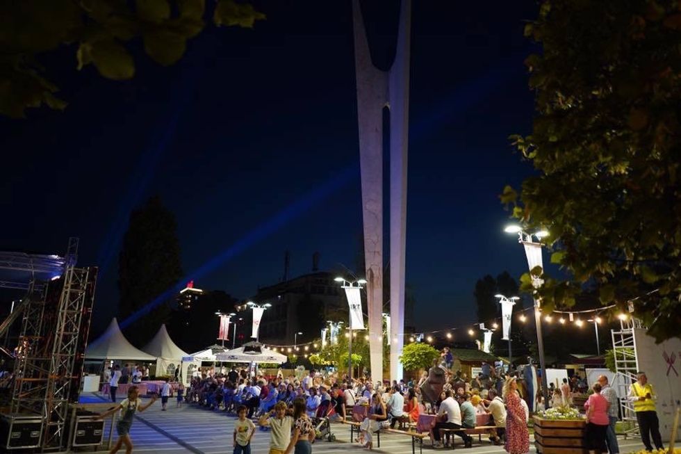 9552E8CF 3C7B 475D ABC1 FB559704E836