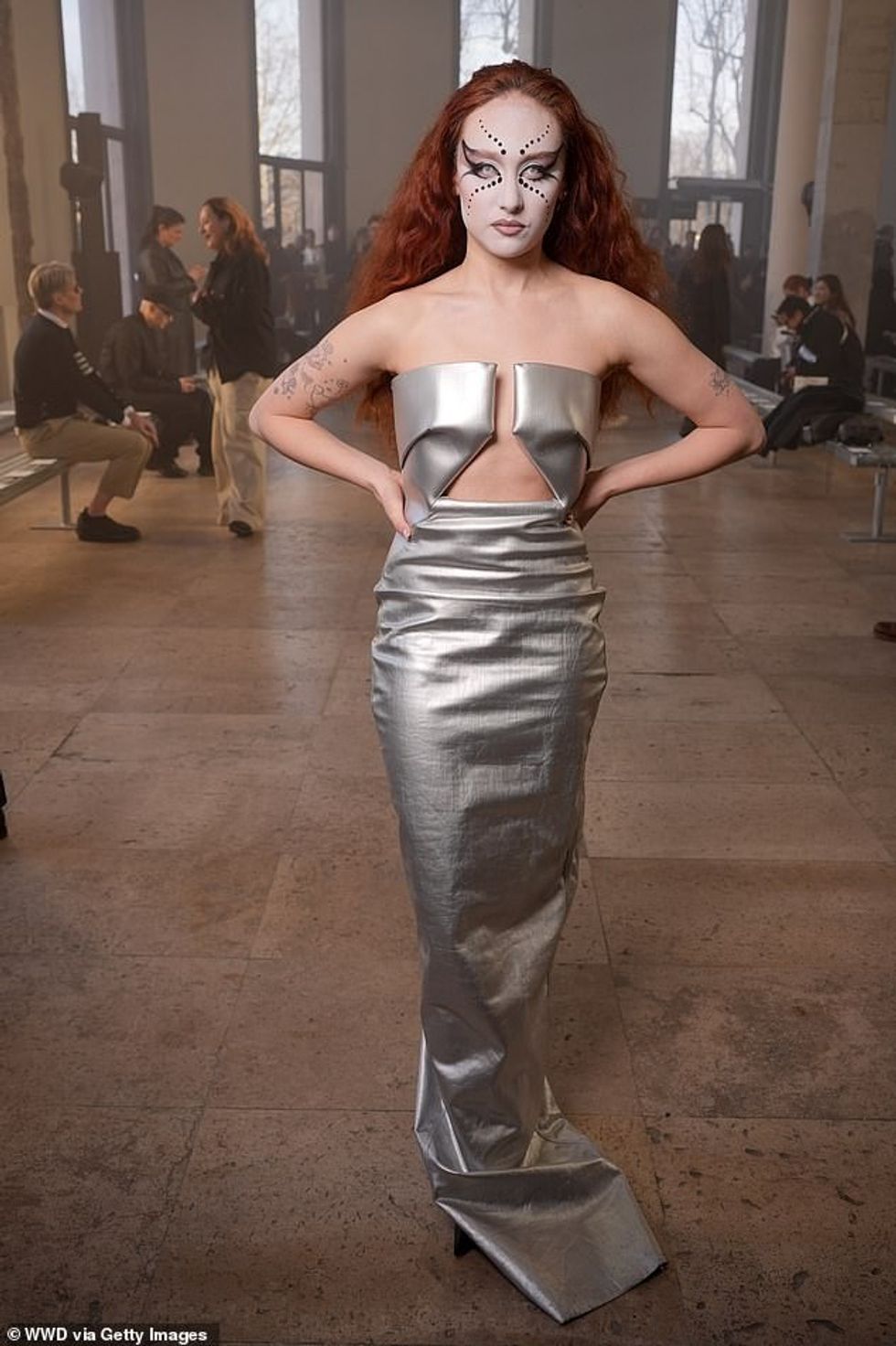 95925439 14470403 The singer 27 whose real name is Kayleigh Rose Amstutz underwent a 8 1741293682654