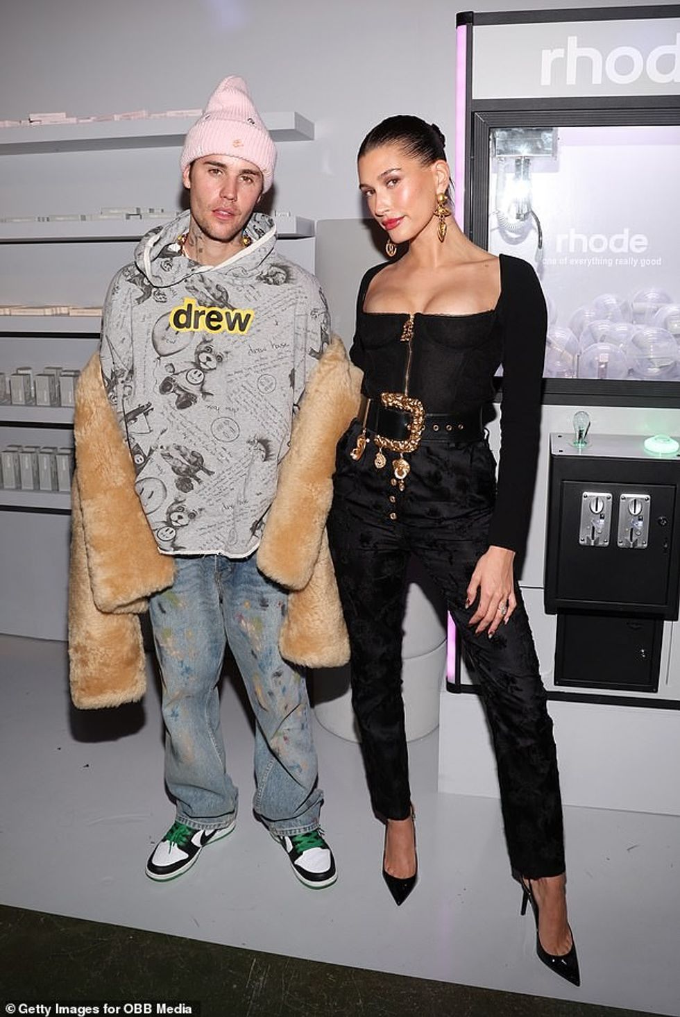 96184773 14497873 Justin Bieber and his wife Hailey are reportedly looking to make a 96 1741933282137