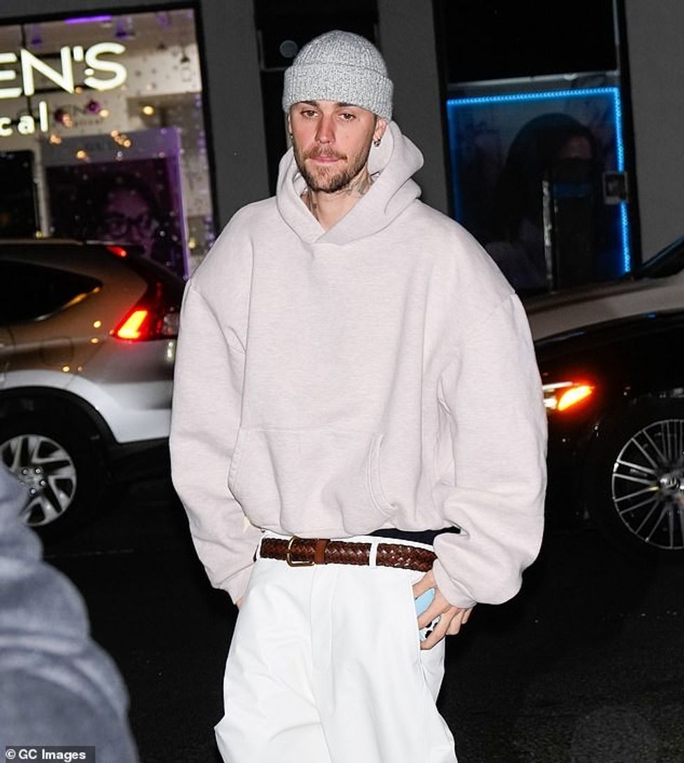 96184779 14497873 The couple are now considering escaping to a picturesque Europea a 95 1741933281912