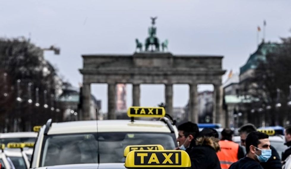 9624f6be 54a5 412d 9d77 7d3e0f307ba1