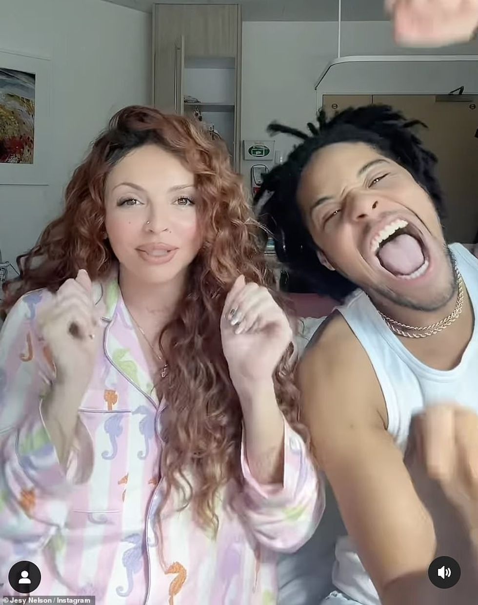 96727061 14552639 But after several weeks of recovery the singer and her partner Z a 66 1743366606096