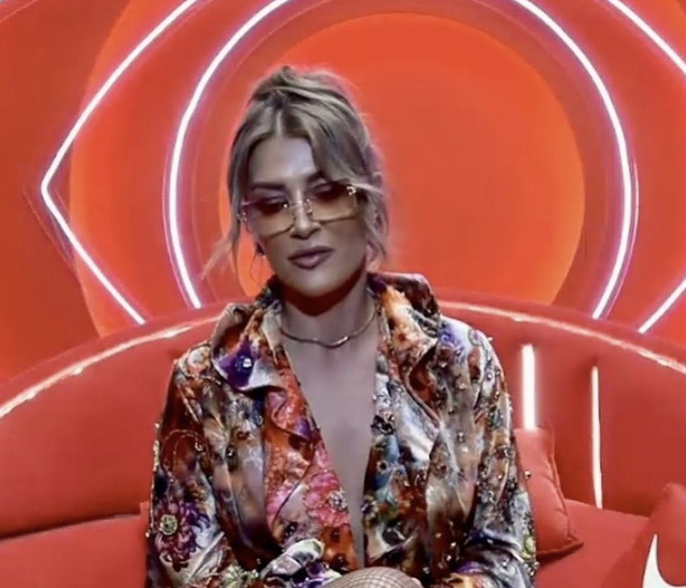 968913C2 FB15 4FA0 8275 DBB0FF29C543