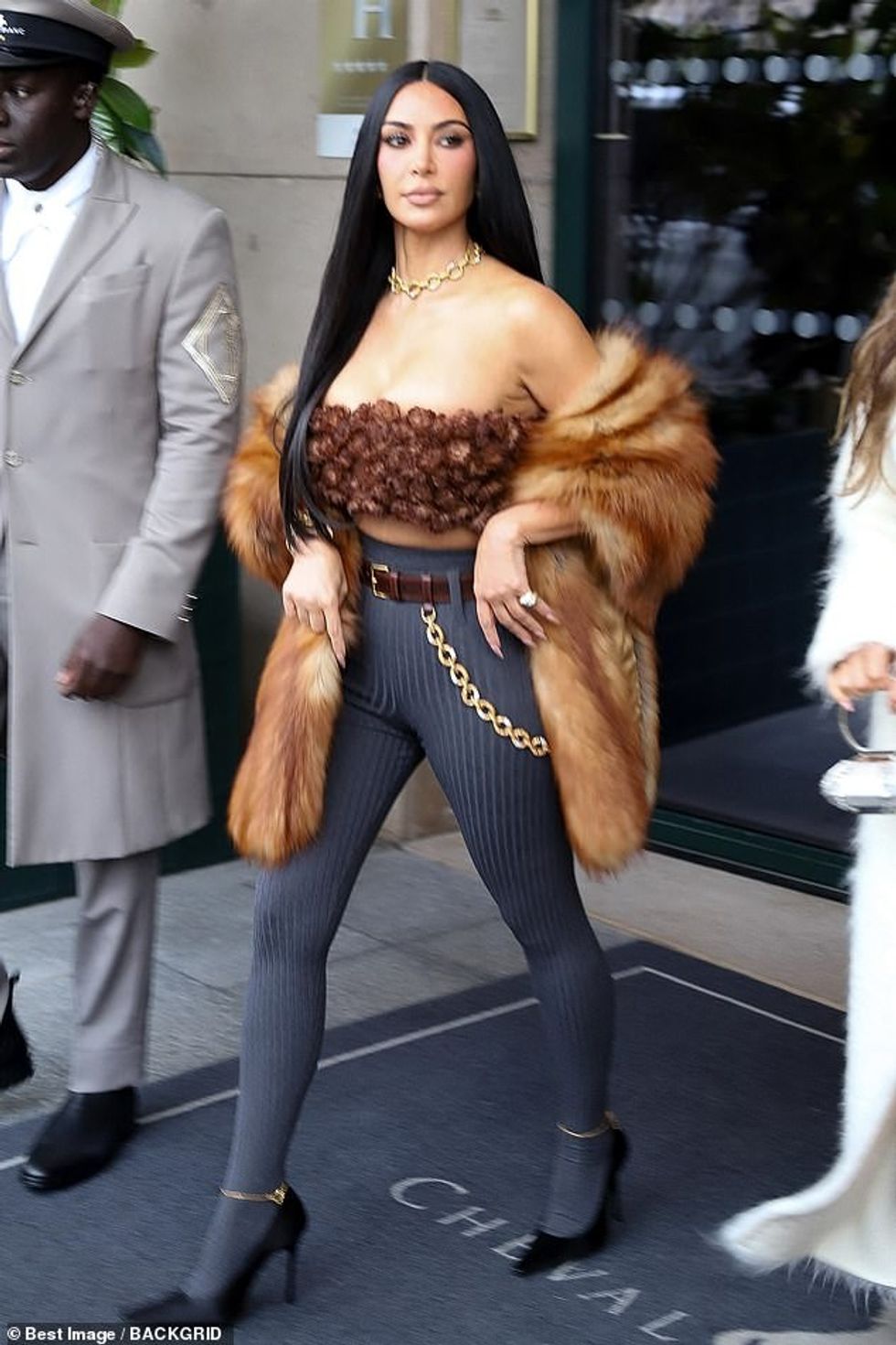 98430327 14717693 image a 44 1747348342673