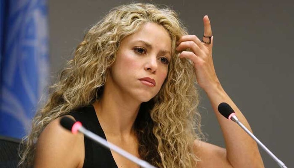 984565 9520319 Shakira6 updates