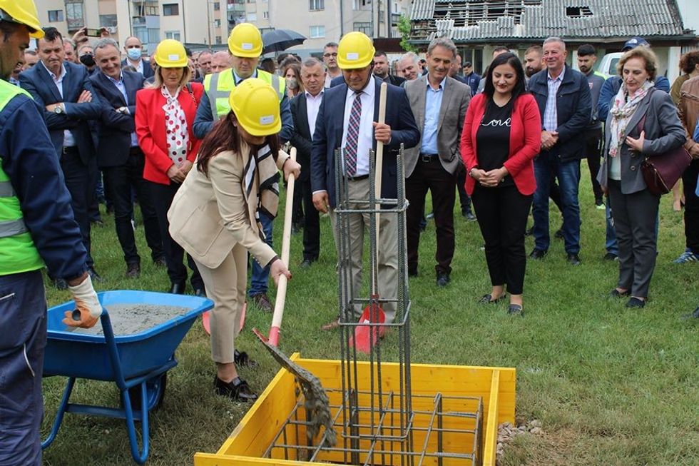 98463366 2643292732442758 3725175223452958720 o