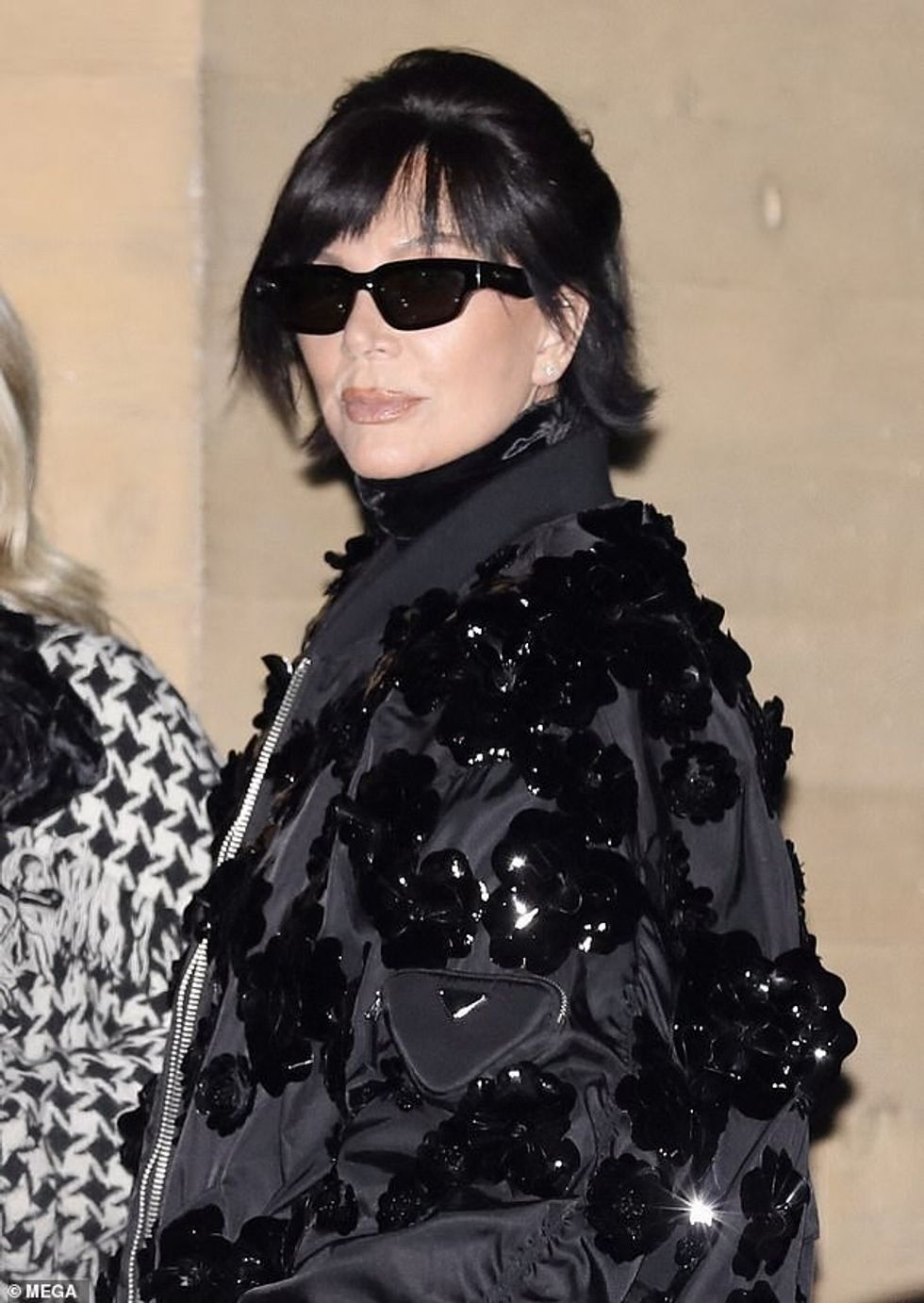 99131067 14789515 Kris Jenner 69 looked younger than ever as she stepped out for d a 7 1749273819039