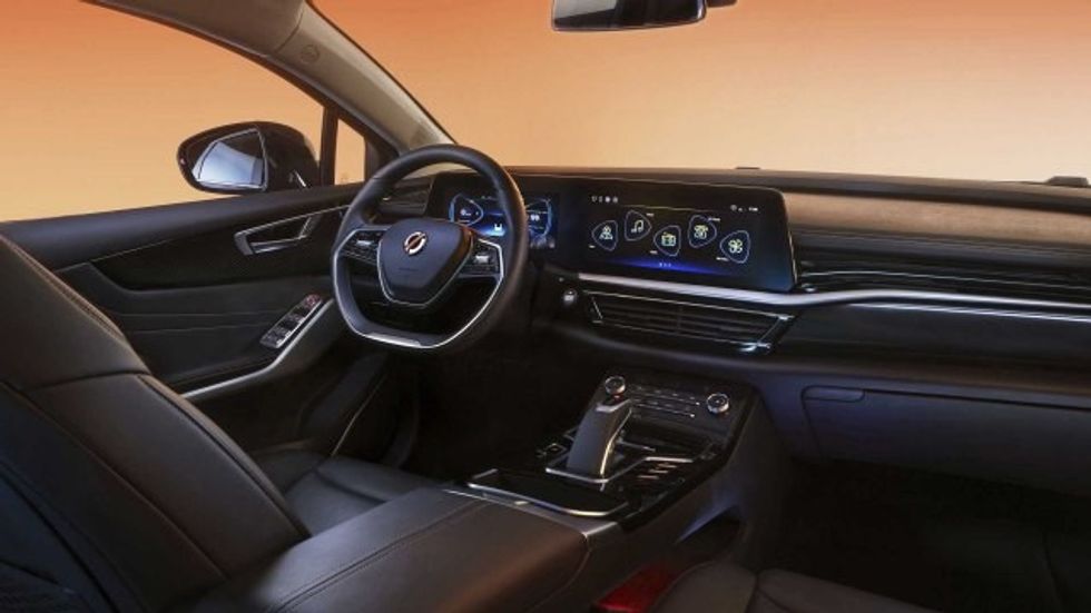 99586911612a2c812e726707901998 v4 big