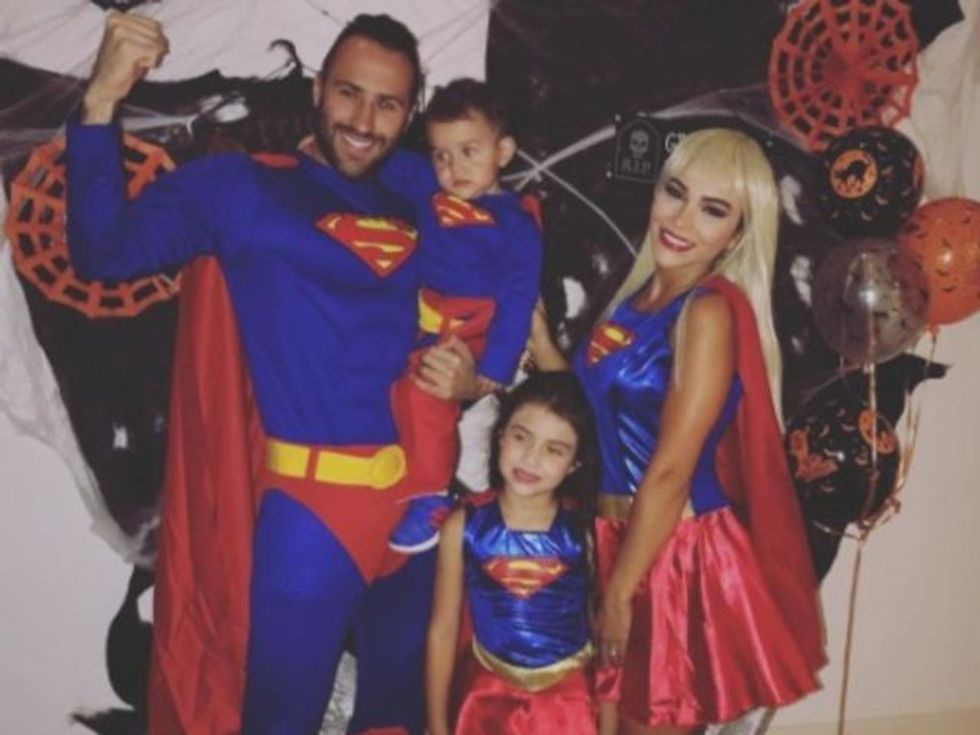 9af30056-9b89-4c2c-9ad6-ee62b6688ee5