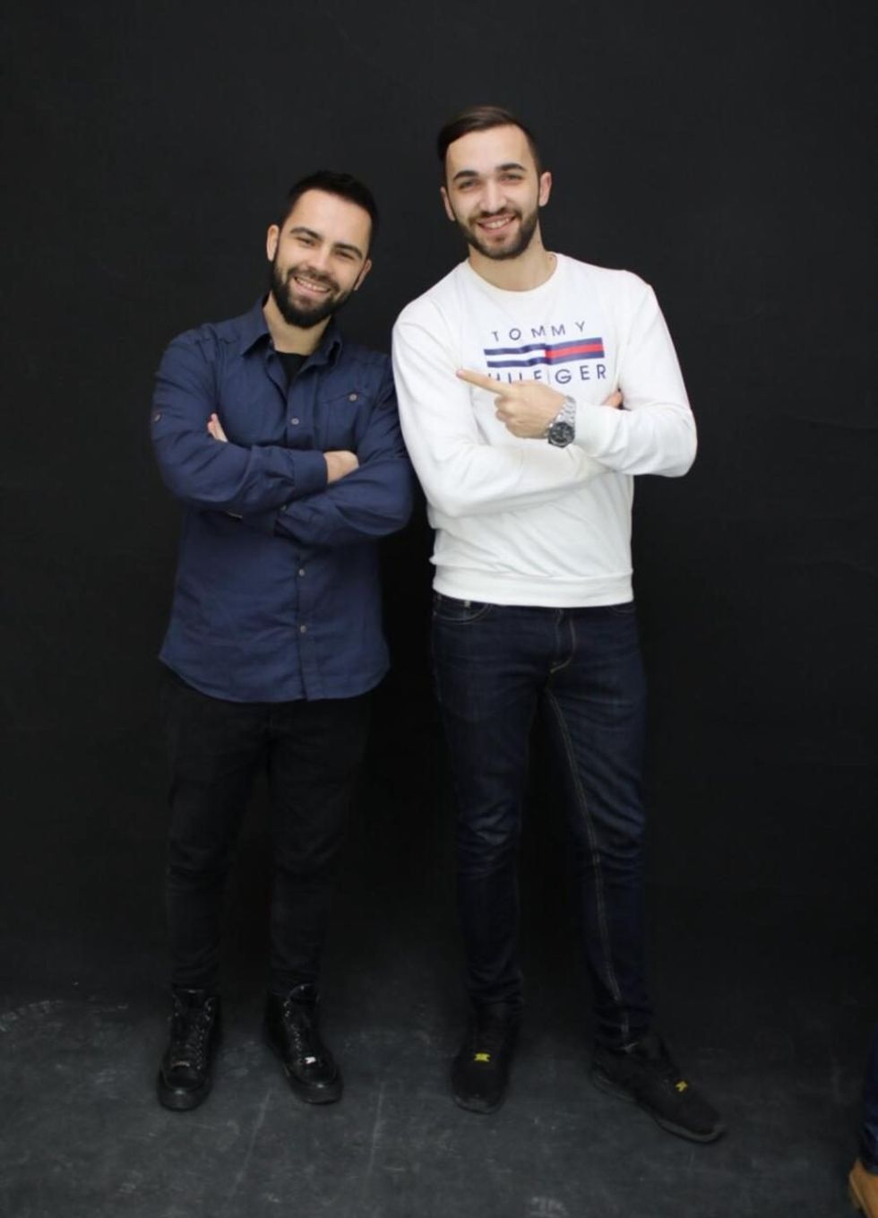 9c8dd8ef a4cc 477a a19b c97767eaea06 e1543858550173