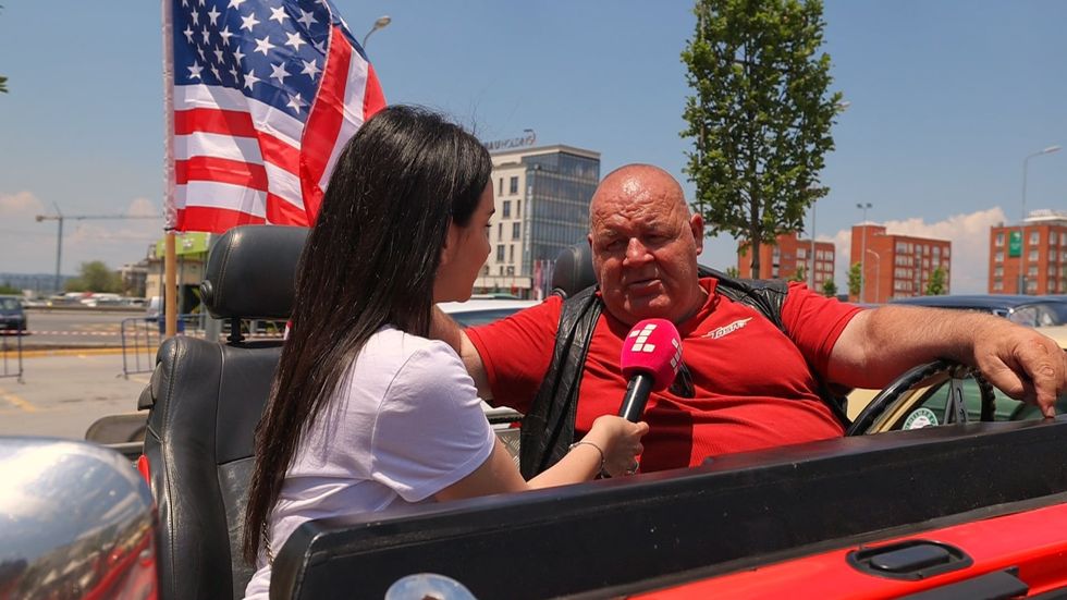 9e70b127 5dc9 4b7b 9b5d 7bd32bc5e471