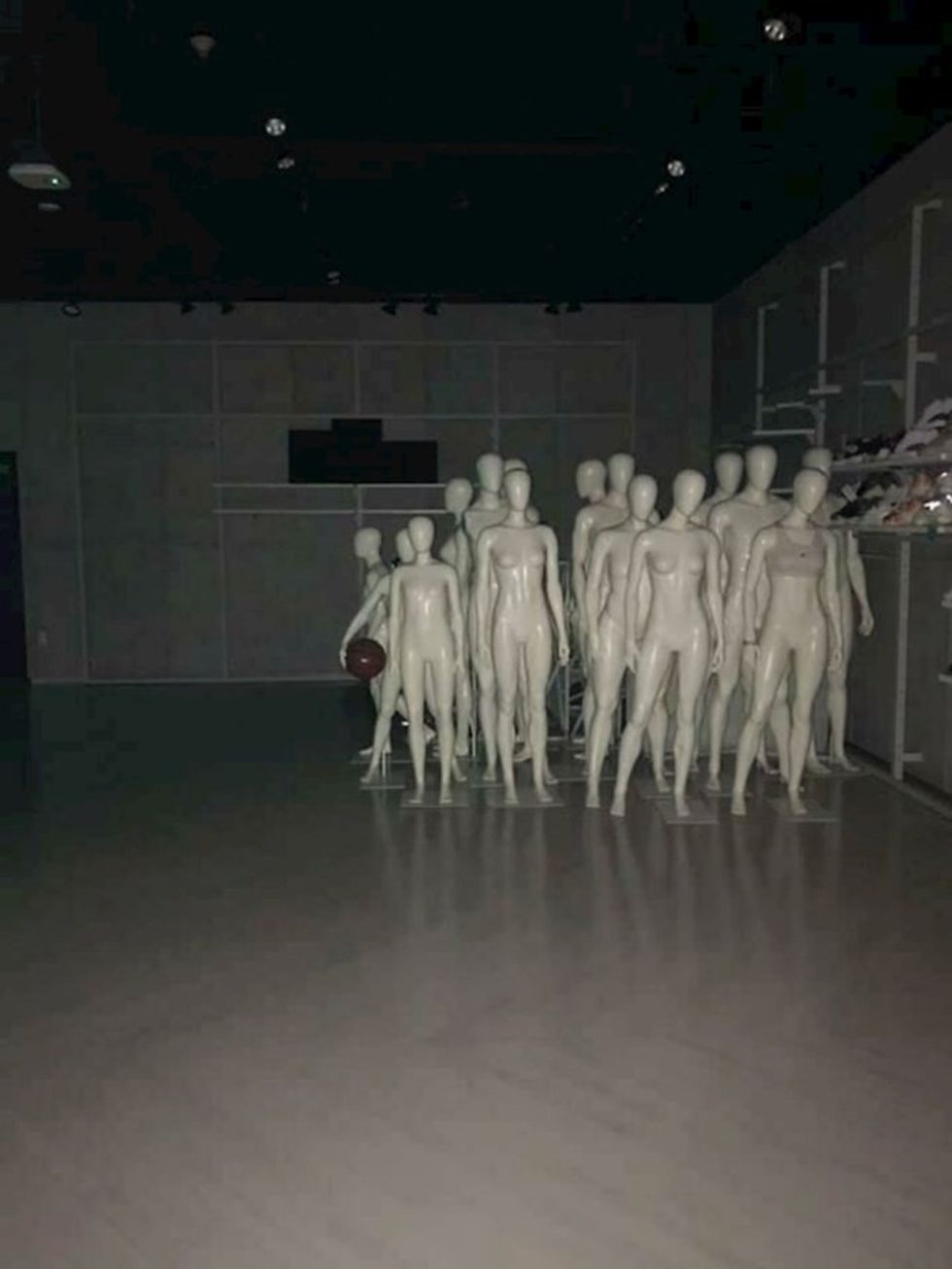 a0f2826b 0623 4caa 9fde c77e6d0d598d