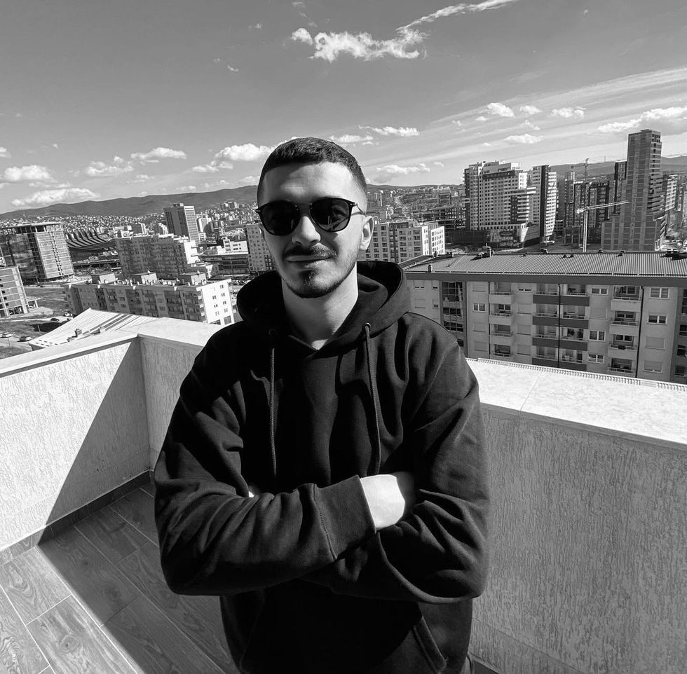 a806a905 cb53 45af a6de 345871b96139