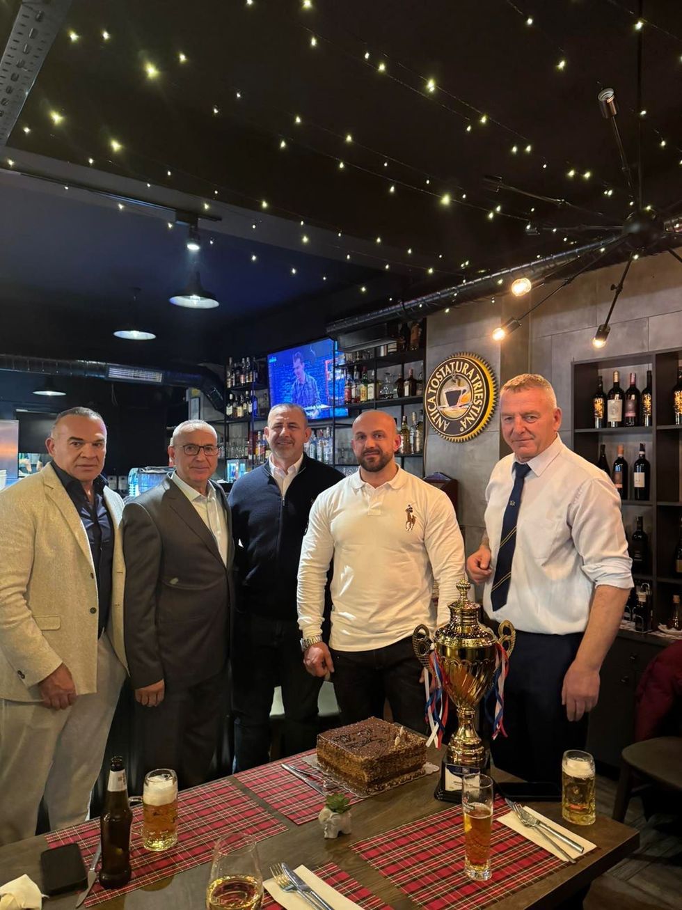 a9f04d28 01ba 45f0 8577 c36a229b2930