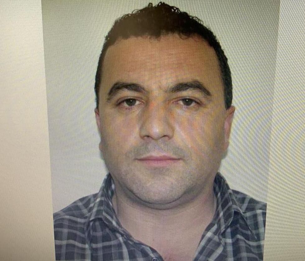 abafb062 a7fe 433b ae87 8fbb86a4cf8b 2