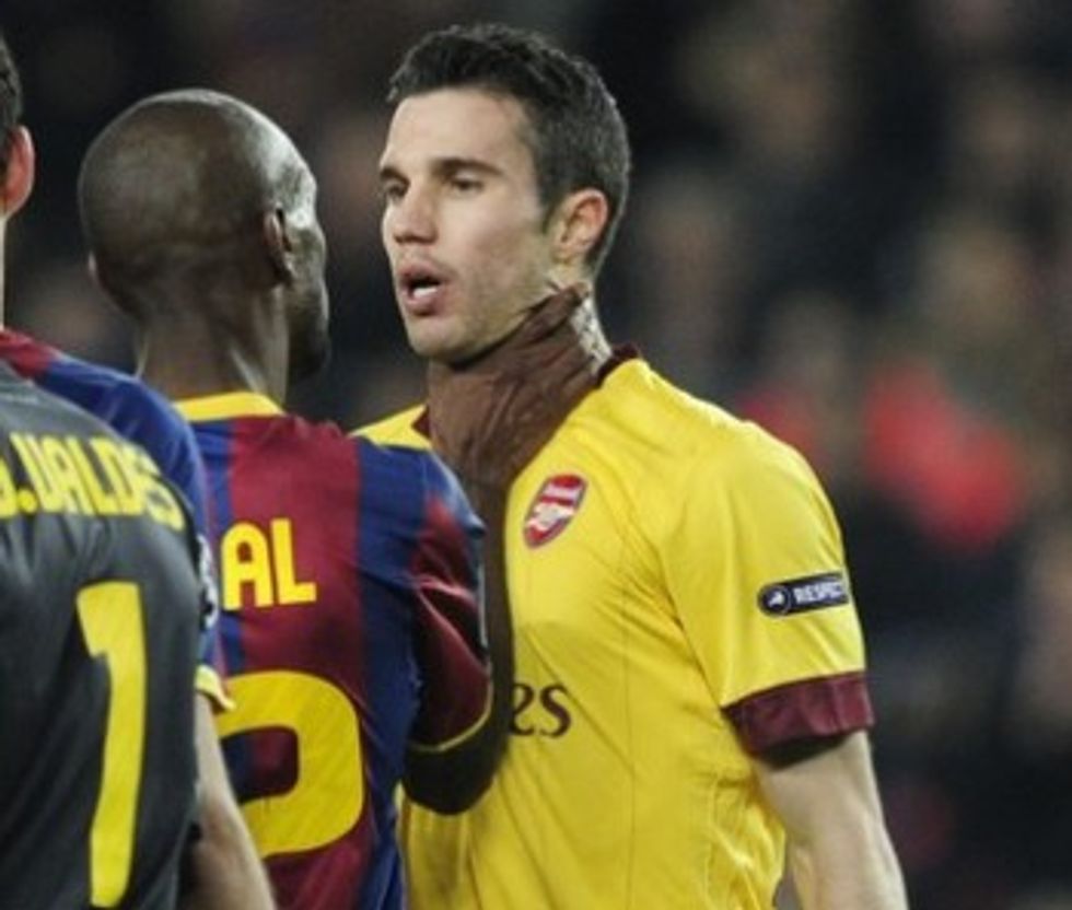 abidal van persie350