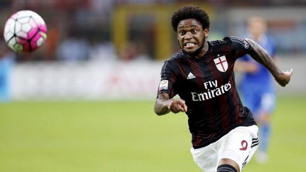 AC-Milan-v-Empoli-Luiz-Adriano-