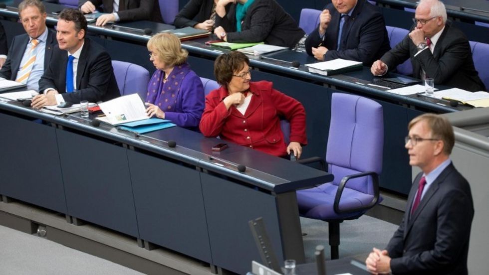 ac1852e64e936974a6f041720bd60528v1 max b3535db83dc50e27c1bb1392364c95a2